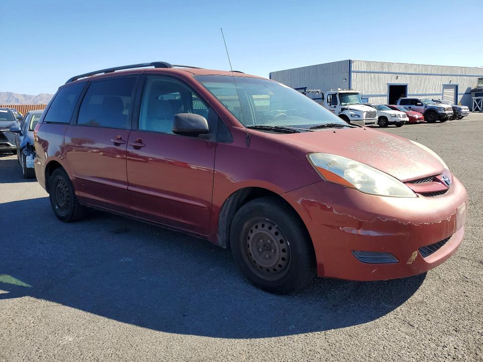 2007 Toyota Sienna VIN 5TDZK23C07S008139 COPART salvage auction — MINOR DENT/SCRATCHES, Nv - Certificate Of Title, sold $450 on 2026-07-13 (photo 4)