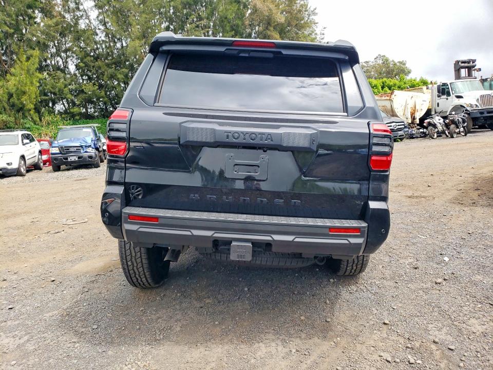 2025 Toyota 4runner VIN JTEVA5BR1S5052041 COPART salvage auction — FRONT END, Hi - Certificate Of Salvage, sold $24,200 on 2026-07-13 (photo 6)