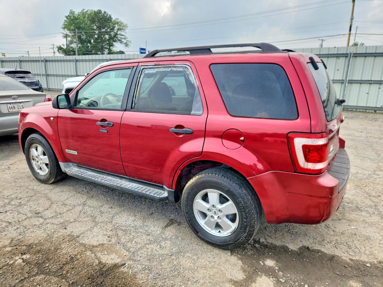 2008 Ford Escape VIN 1FMCU03118KB50135 COPART salvage auction — Minor Dent/Scratches, LA - CERT OF TITLE-SALVAGE (P), sold $650 on 2026-07-08 (photo 2)