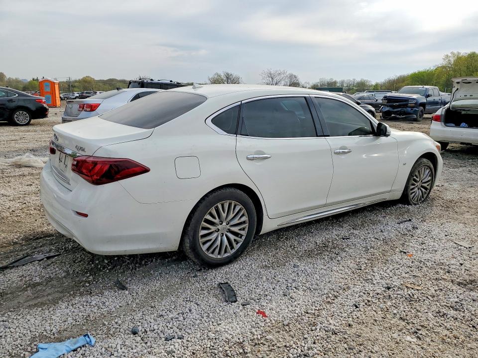 2015 Infiniti Q70 VIN JN1BY1PR6FM832037 COPART salvage auction — SIDE, MD - CERT OF SALVAGE > 75% DAMAGE, sold $2,600 on 2026-07-30 (photo 3)
