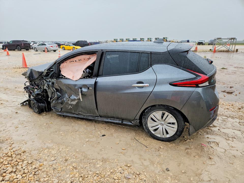 2023 Nissan Leaf VIN 1N4AZ1BV1PC558107 COPART salvage auction — Front End, TX - CERTIFICATE OF TITLE, sold $800 on 2026-05-07 (photo 2)