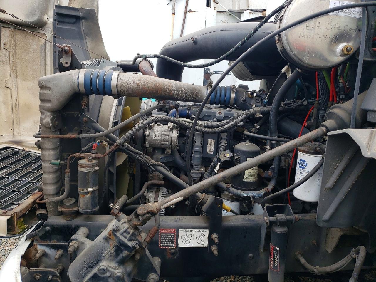 2007 Mack 600 VIN 1M1AK01YX7N005447 COPART salvage auction — Mechanical, WA - VEHICLE CERT OF OWNERSHIP-TITL (P), sold $3,500 on 2026-09-04 (photo 7)