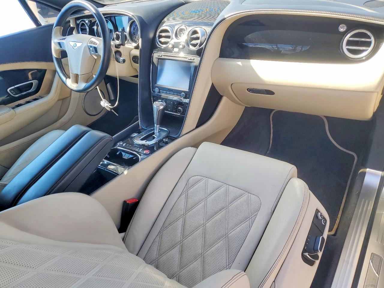 2012 Bentley Continental gt VIN SCBFR7ZAXCC071524 COPART salvage auction — Minor Dent/Scratches, NY - CERT OF TITLE-REBUILT SALVAGE (P), sold $17,000 on 2026-04-27 (photo 8)