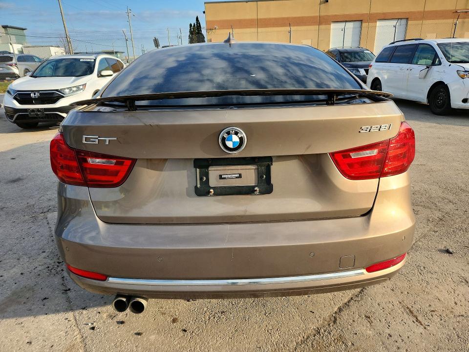 2015 BMW VIN WBA3X5C59FD562300 COPART salvage auction — Burn Engine, ON - PERMIT IRREPAIRABLE, sold $350 on 2026-07-28 (photo 6)