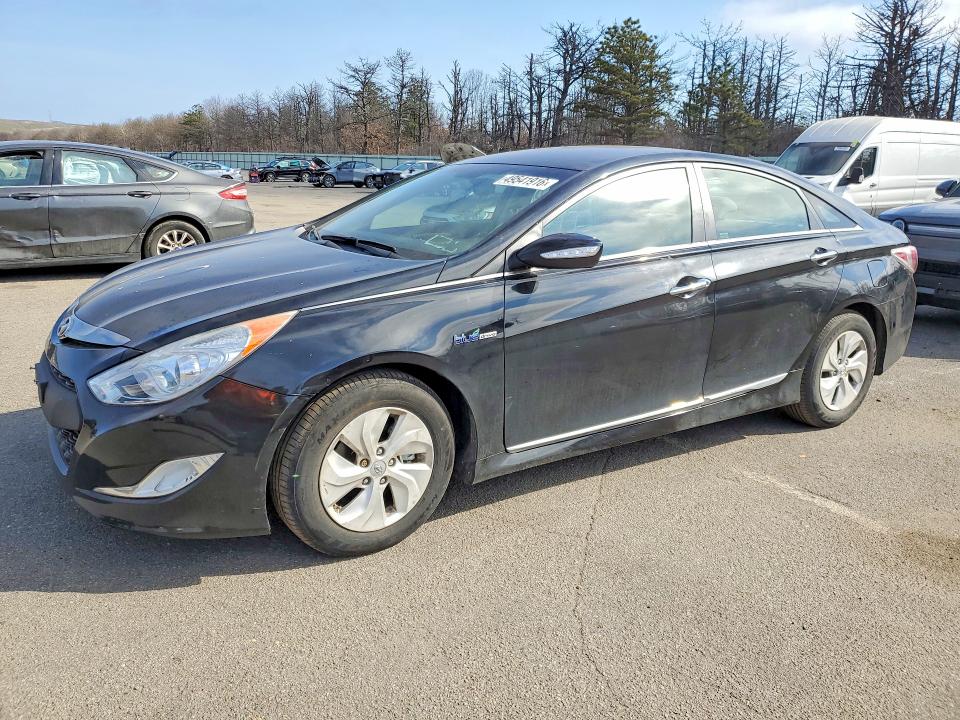 2015 Hyundai Sonata VIN KMHEC4A49FA133036 COPART salvage auction — MINOR DENT/SCRATCHES, Ny - Certificate Of Title, sold $125 on 2026-07-27 (photo 1)
