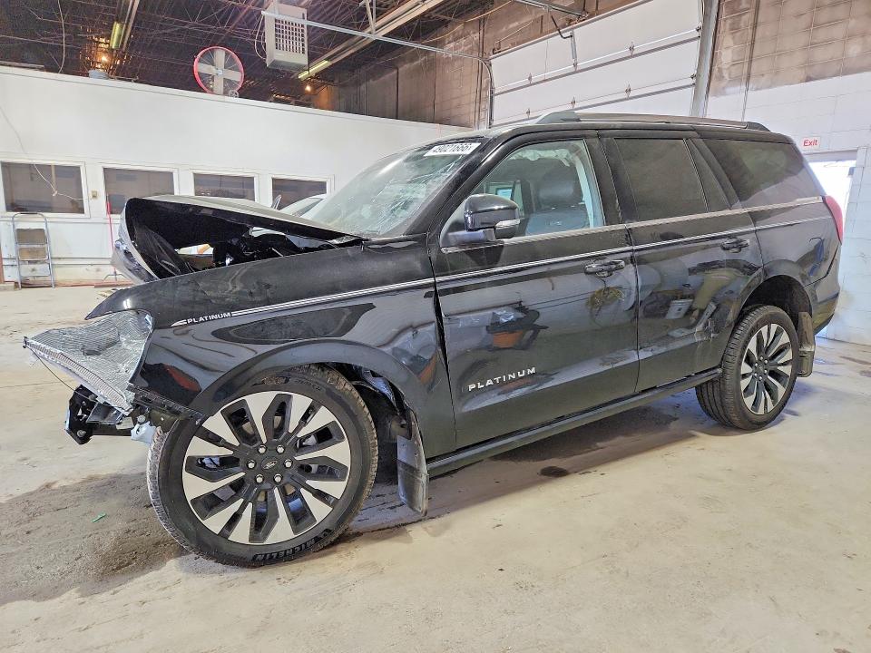 2025 Ford Expedition VIN 1FMJU1M81SEA62037 — COPART salvage auction photo