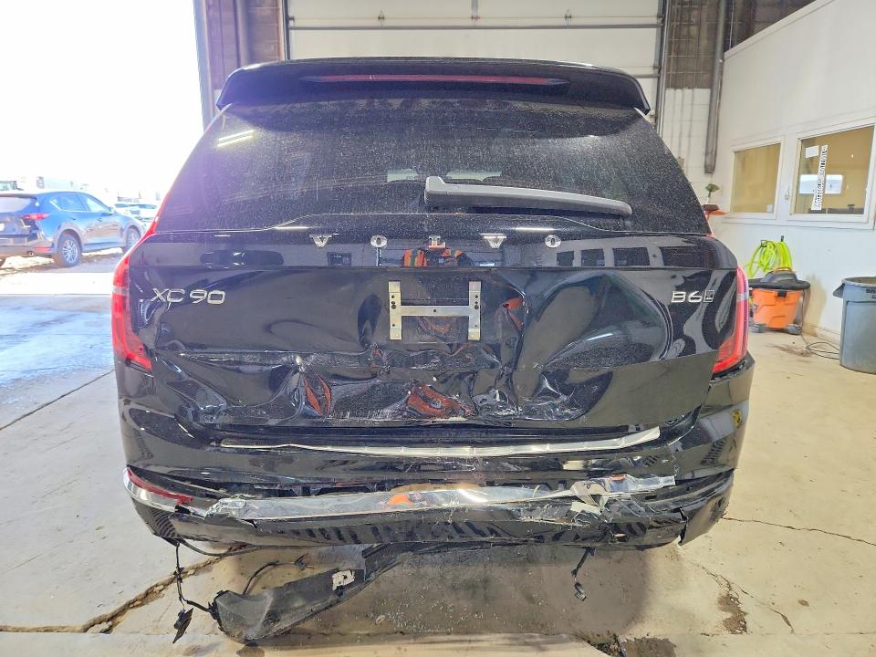 2026 Volvo Xc90 VIN YV4062PE5T1463842 COPART salvage auction — REAR END, Salvage Title, sold $32,250 on 2026-08-20 (photo 6)