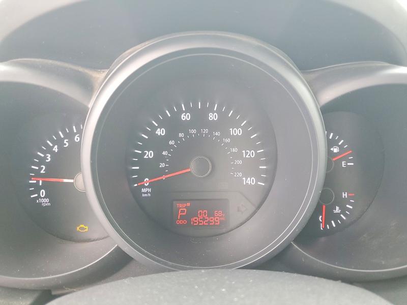 2013 Kia Soul VIN KNDJT2A52D7535409 COPART salvage auction — SIDE, OK, sold $525 on 2026-07-17 (photo 9)