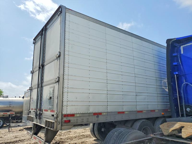 2015 Utility trailer VIN 1UYVS2532FU388110 COPART salvage auction — FRAME DAMAGE, TX - SALVAGE VEHICLE TITLE, sold $850 on 2026-07-09 (photo 4)