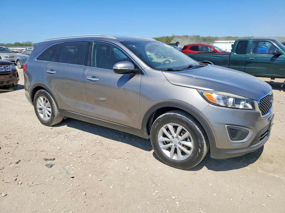 2017 Kia Sorento VIN 5XYPG4A38HG215612 COPART salvage auction — ROOF, Ks - Cert Of Title-Salvage, sold $2,350 on 2026-07-09 (photo 4)