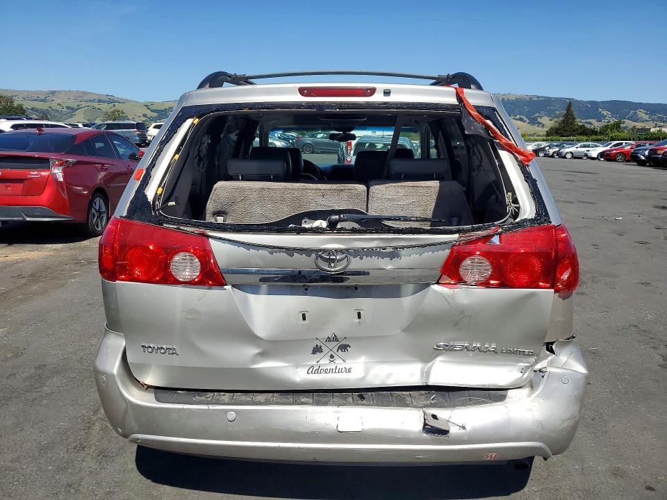 2006 Toyota Sienna VIN 5TDZA22CX6S547662 COPART salvage auction — REAR END, CA - SALVAGE CERTIFICATE, sold $1,300 on 2026-07-09 (photo 6)
