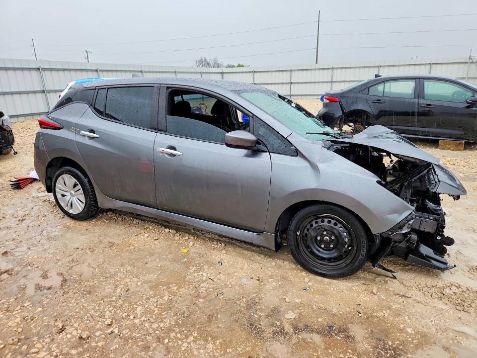2023 Nissan Leaf VIN 1N4AZ1BV1PC558107 COPART salvage auction — Front End, TX - CERTIFICATE OF TITLE, sold $800 on 2026-05-07 (photo 4)