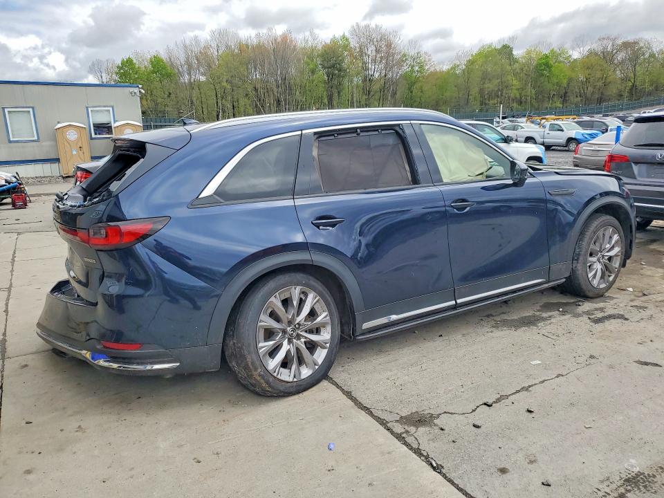 2024 Mazda VIN JM3KKEHDXR1187737 COPART salvage auction — ROLLOVER, Salvage Title, sold $3,200 on 2026-07-15 (photo 3)