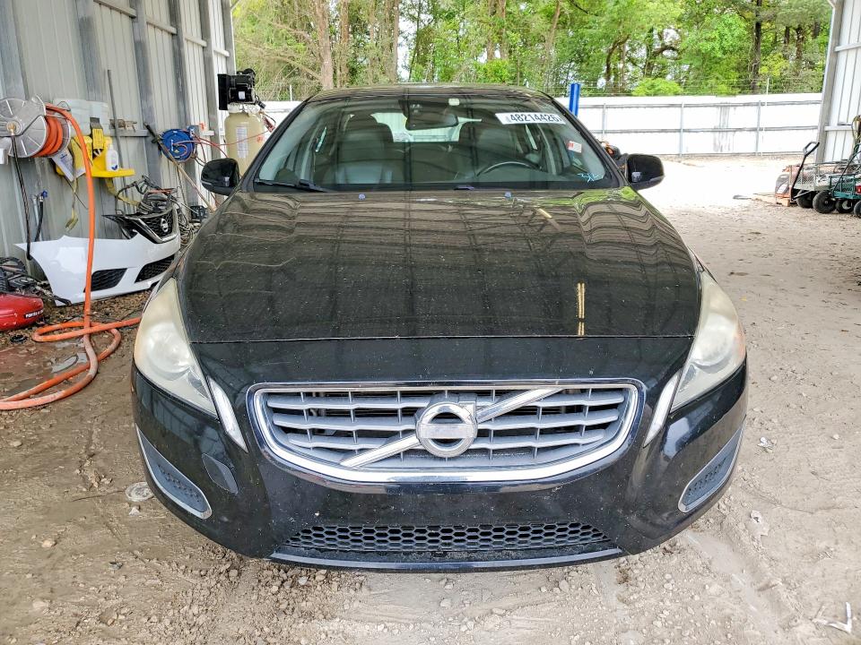 2012 Volvo S60 VIN YV1622FS7C2053824 COPART salvage auction — MINOR DENT/SCRATCHES, FL - CERTIFICATE OF TITLE, sold $1,300 on 2026-07-10 (photo 5)