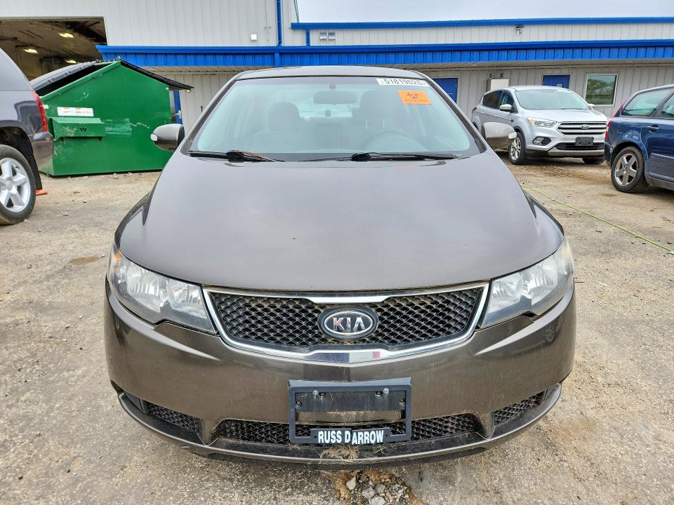 2010 Kia Forte VIN KNAFU4A26A5122644 COPART salvage auction — HAIL, Wi - Certificate Of Title, sold $200 on 2026-07-21 (photo 5)
