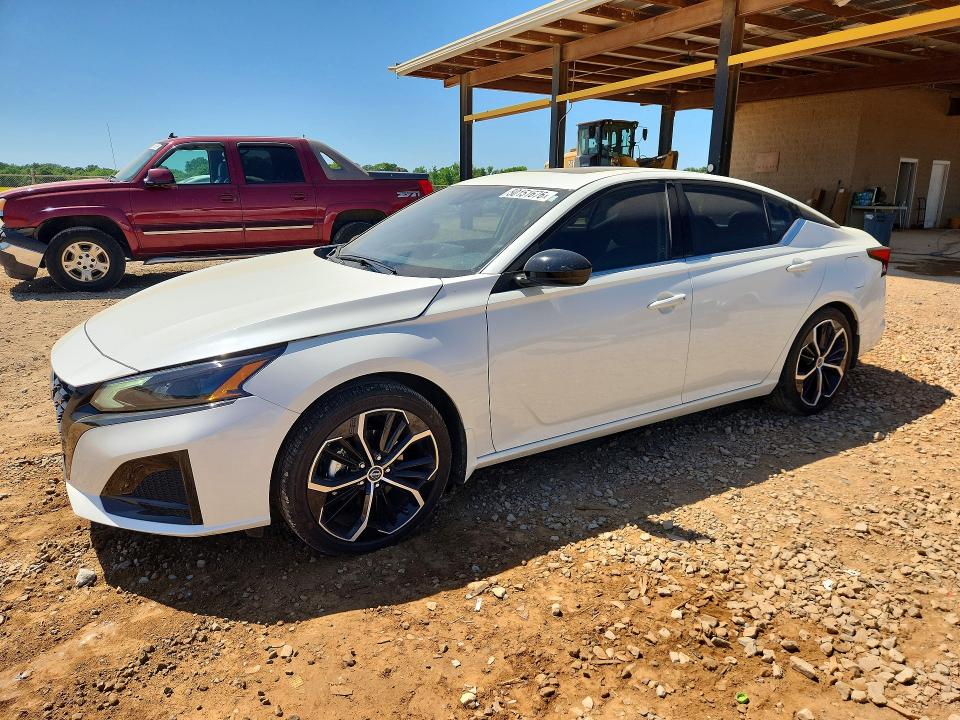 2025 Nissan Altima VIN 1N4BL4CV5SN377353 COPART salvage auction — REAR END, Salvage Title, sold $9,600 on 2026-08-19 (photo 1)