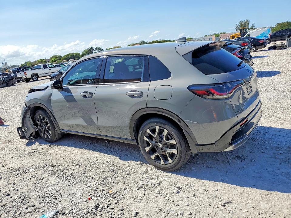2026 Honda Hr-v VIN 3CZRZ1H75TM711578 COPART salvage auction — FRONT END, FL, sold $400 on 2026-07-27 (photo 2)