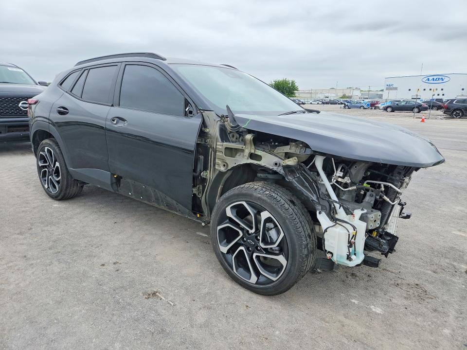 2025 Chevrolet Trax VIN KL77LJEP1SC084121 COPART salvage auction — FRONT END, Ok - Cert Of Title-Salvage, sold $4,450 on 2026-07-02 (photo 4)