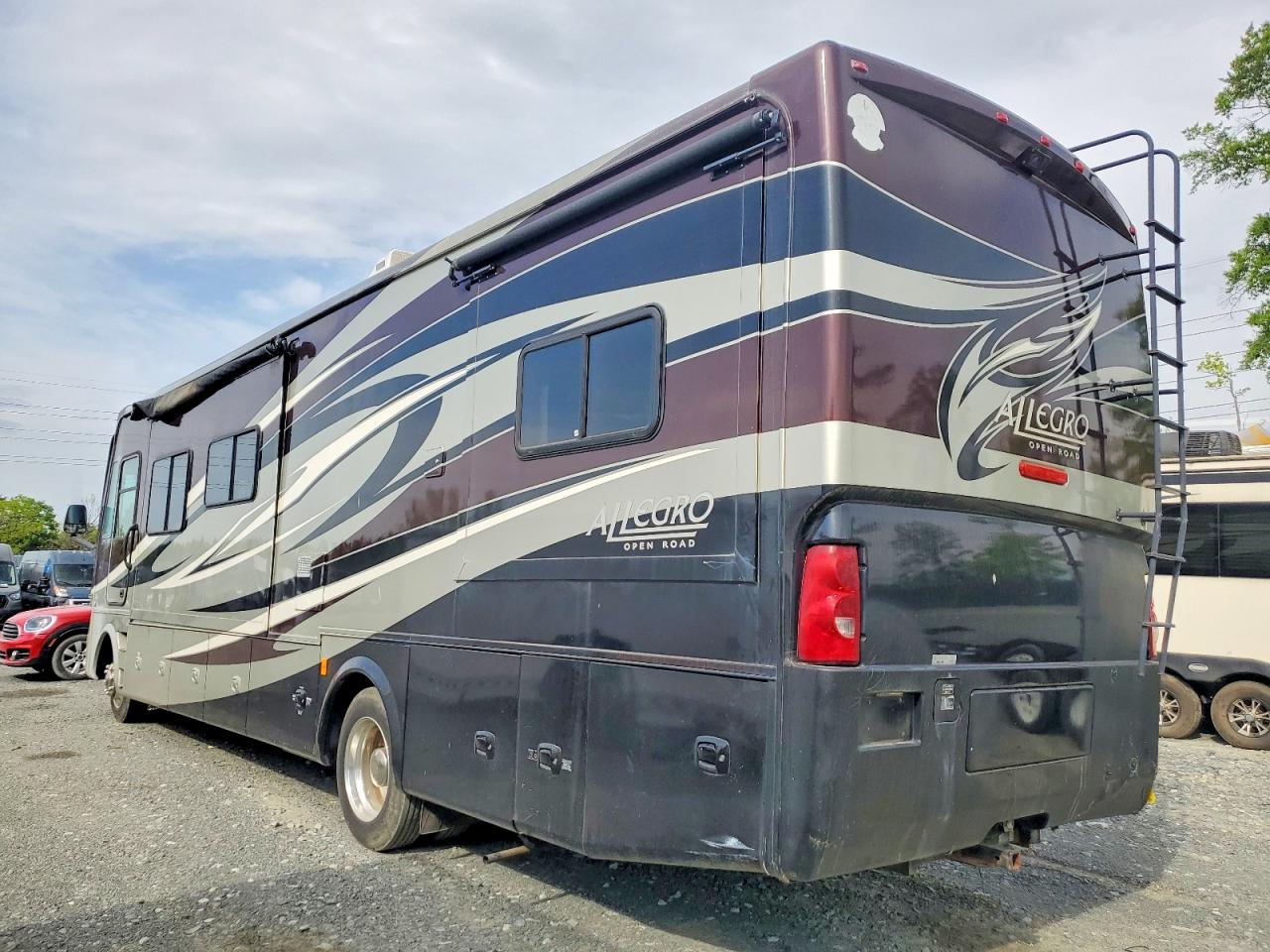 2011 Tiffin Alleg35qba VIN 1F66F5DY2B0A05938 COPART salvage auction — Rear End, MD - CERTIFICATE OF TITLE, sold $3,150 on 2026-07-07 (photo 3)
