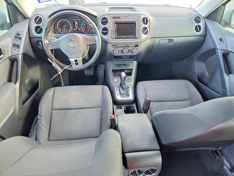 2017 Volkswagen Tiguan VIN WVGAV7AX2HK044961 COPART salvage auction — FRONT END, Salvage Title, sold $725 on 2026-08-18 (photo 8)