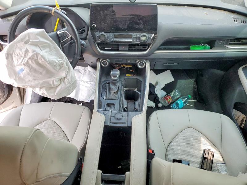 2024 Toyota Highlander VIN 5TDAAAA59RS000624 COPART salvage auction — FRONT END, Salvage Title, sold $8,200 on 2026-07-23 (photo 8)