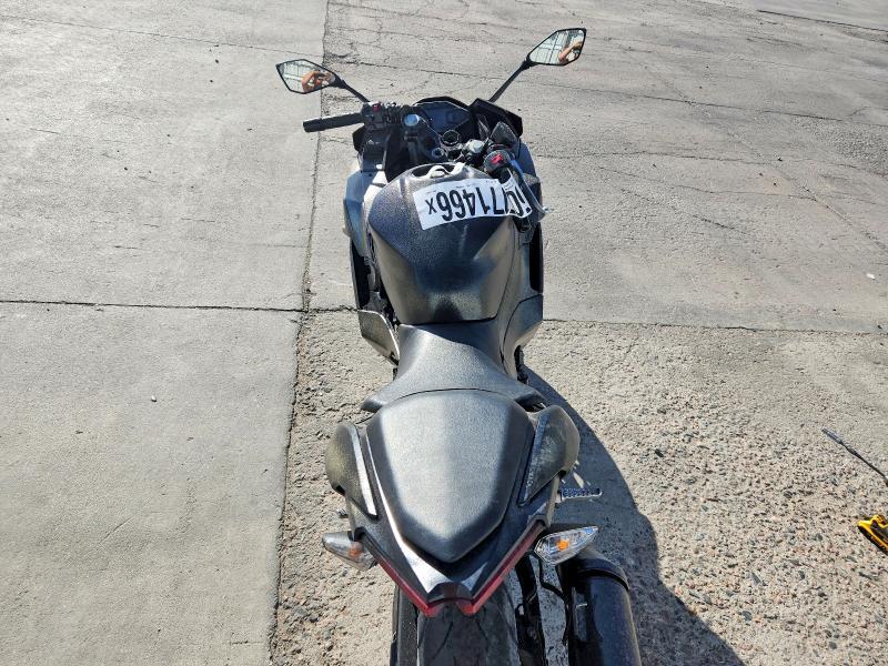 2025 Kawasaki Ex500 VIN ML5EXGH11SDA56805 COPART salvage auction — VANDALISM, CO - CERTIFICATE OF TITLE, sold $1,850 on 2026-07-22 (photo 6)
