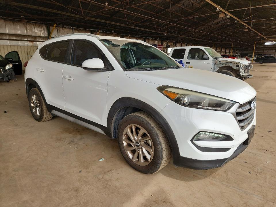 2017 Hyundai Tucson VIN KM8J33A49HU463737 COPART salvage auction — REAR END, Id - Salvage Certificate Of Title, sold $2,950 on 2026-07-08 (photo 4)