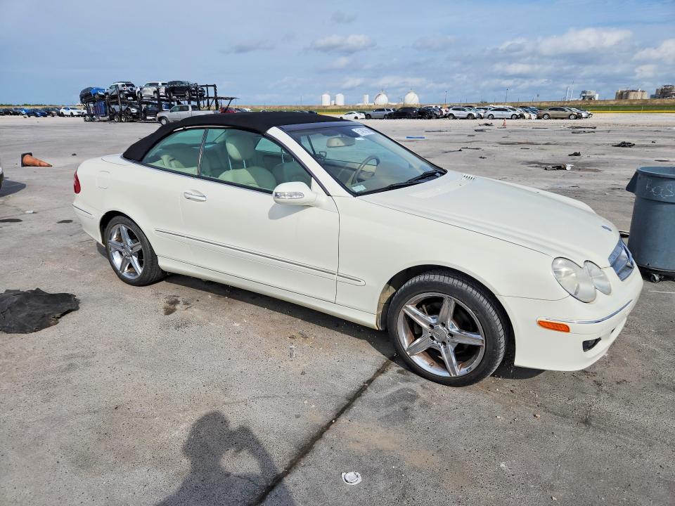 2008 Mercedes-benz Clk VIN WDBTK56F68F236353 COPART salvage auction — MINOR DENT/SCRATCHES, La - Certificate Of Title, sold $1,700 on 2026-07-15 (photo 4)