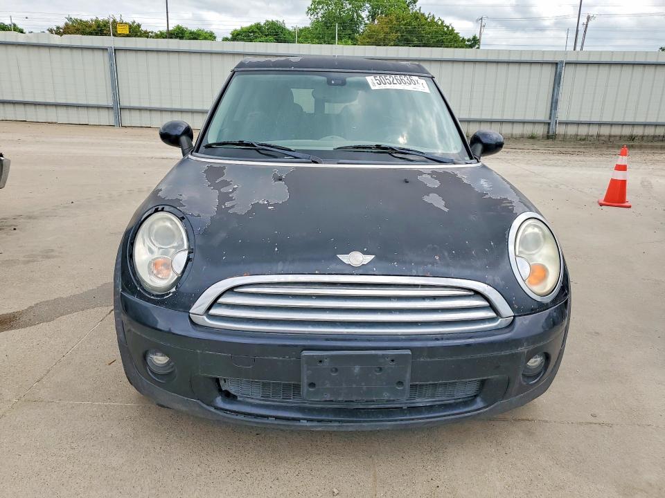 2008 Mini Cooper VIN WMWML33508TP97200 COPART salvage auction — MINOR DENT/SCRATCHES, TX - CERTIFICATE OF TITLE (P), sold $475 on 2026-07-09 (photo 5)