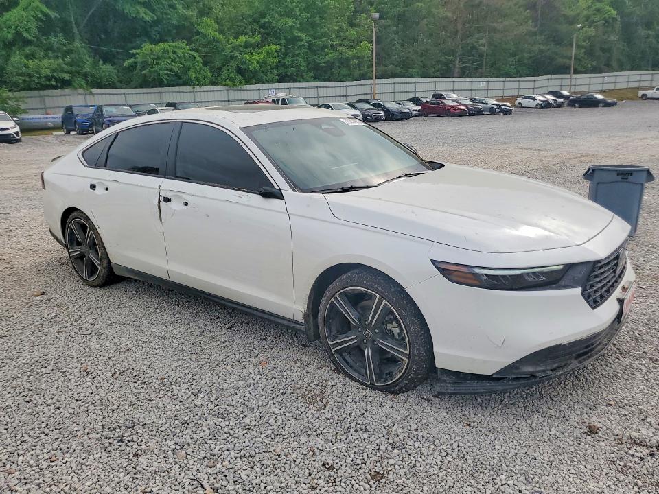 2025 Honda Accord VIN 1HGCY2F57SA070341 COPART salvage auction — FRONT END, MS - CERT OF TITLE-SALVAGED, sold $9,700 on 2026-07-29 (photo 4)