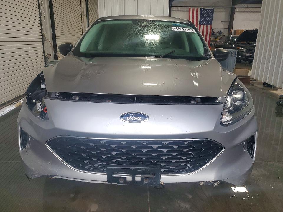 2022 Ford Escape VIN 1FMCU0BZ8NUB46008 COPART salvage auction — FRONT END, Va - Cert Of Title - Salvage, sold $2,700 on 2026-07-28 (photo 5)