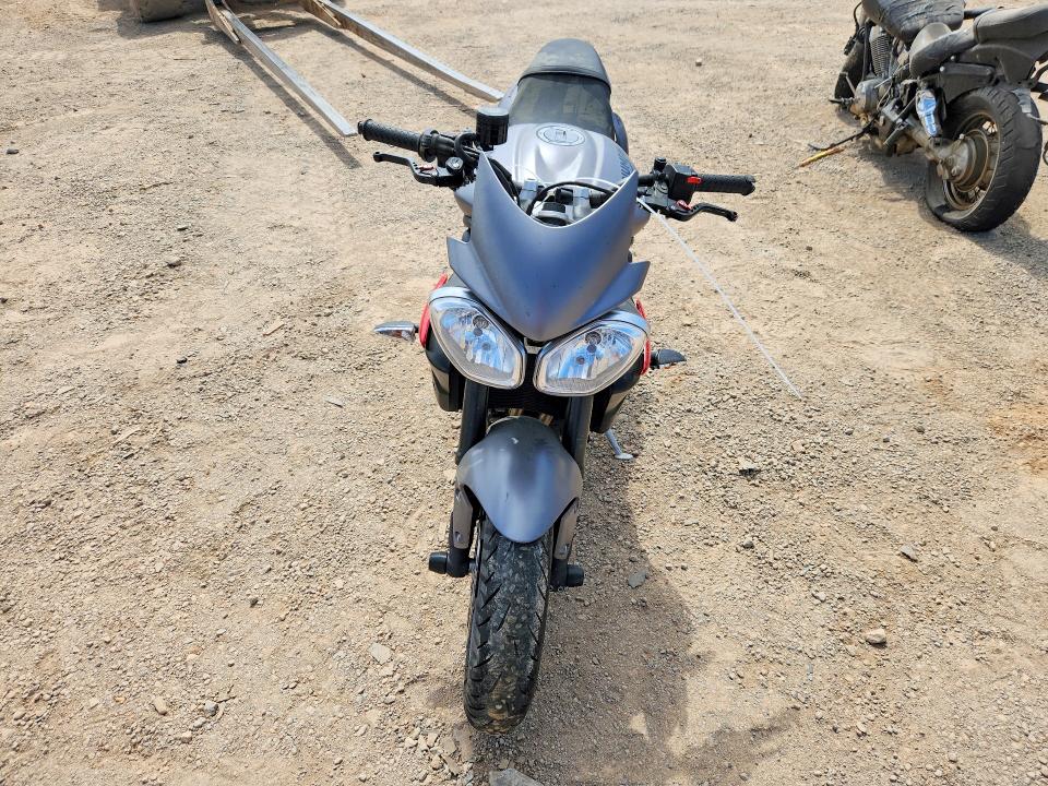 2016 Triumph motorcycle Street VIN SMTL03NE1GT728472 COPART salvage auction — REAR END, AL - CERT OF TITLE-SALVAGE TITLE, sold $1,550 on 2026-07-08 (photo 2)