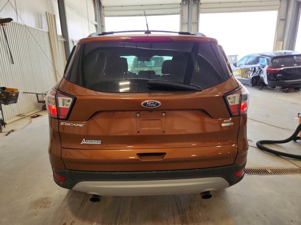 2017 Ford Escape VIN 1FMCU9GD7HUE58780 COPART salvage auction — MINOR DENT/SCRATCHES, Ne - Cert Of Title-Salvage, sold $1,700 on 2026-07-04 (photo 6)