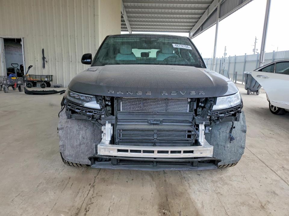 2025 Land rover RANGE ROVER VIN SAL1L9FUXSA482430 COPART salvage auction — REAR END, Salvage Title, sold $42,500 on 2026-08-19 (photo 5)