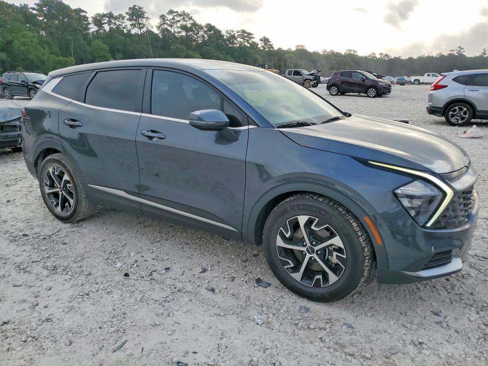 2023 Kia Sportage VIN 5XYK33AF0PG121975 COPART salvage auction — SIDE, Sc - Cert Of Title-Salvage, sold $6,000 on 2026-07-28 (photo 4)