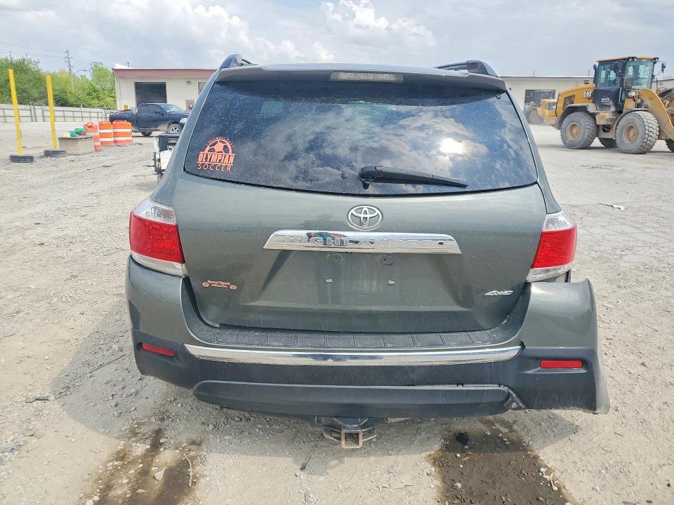 2013 Toyota Highlander VIN 5TDBK3EH6DS222256 COPART salvage auction — SIDE, In - Certificate Of Title, sold $1,250 on 2026-07-14 (photo 6)