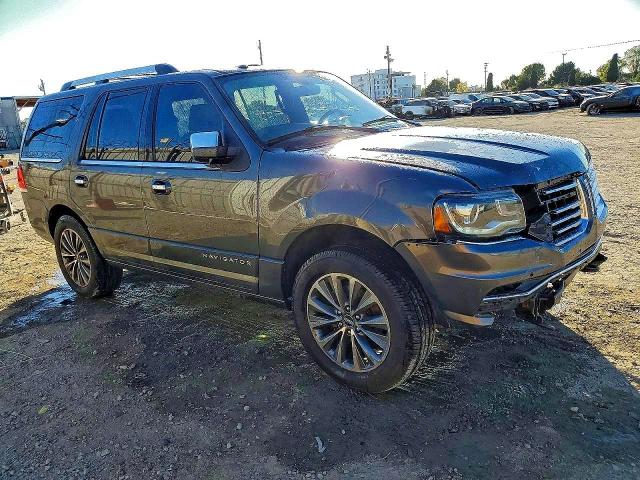 2015 Lincoln Navigator VIN 5LMJJ2HT8FEJ01738 COPART salvage auction — FRONT END, Az - Dis/Dlr/Exp Only Salvage Title, sold $5,000 on 2026-07-13 (photo 4)