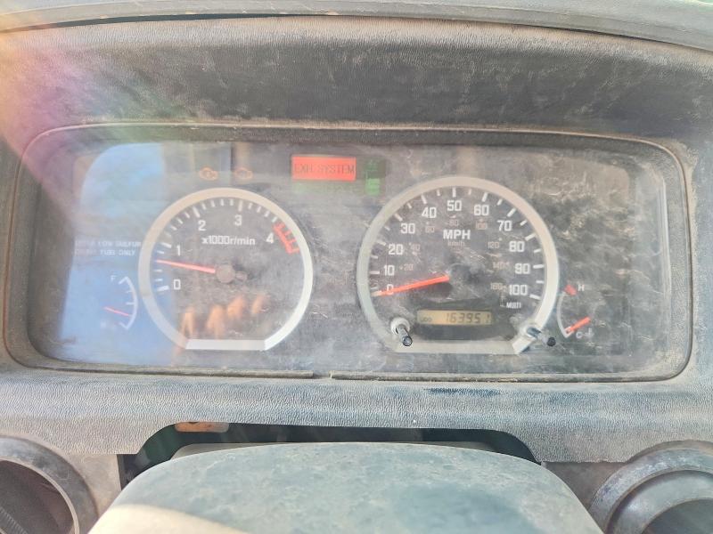 2016 Isuzu Reach VIN JALB4T173G7W00330 COPART salvage auction — MECHANICAL, Ok - Certificate Of Title, sold $2,950 on 2026-07-30 (photo 9)