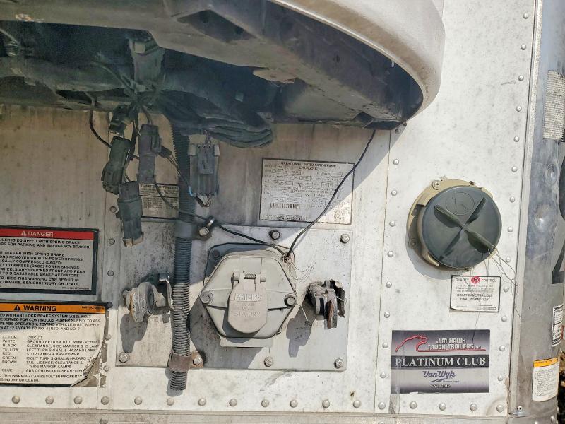 2017 Great dane trai VIN 1GRAA062XHW108618 COPART salvage auction — SIDE, KS - CERTIFICATE OF TITLE, sold $9,300 on 2026-08-11 (photo 8)