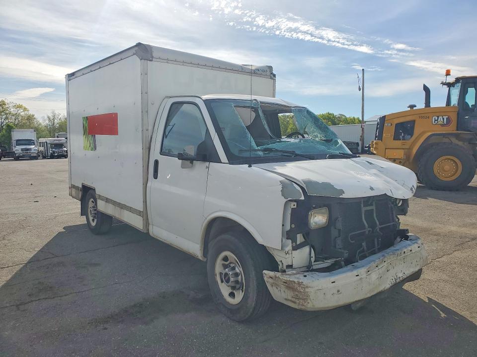 2012 Gmc Savana VIN 1GDY72BA4C1901849 COPART salvage auction — ALL OVER, Nj - Cert Of Title-Salvage, sold $150 on 2026-07-08 (photo 4)