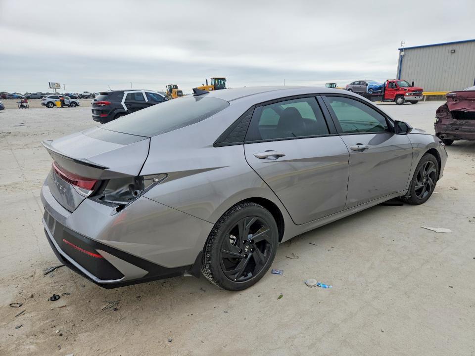 2026 Hyundai Elantra VIN KMHLM4DG5TU145706 COPART salvage auction — SIDE, Tx - Salvage Vehicle Title, sold $8,200 on 2026-07-17 (photo 3)