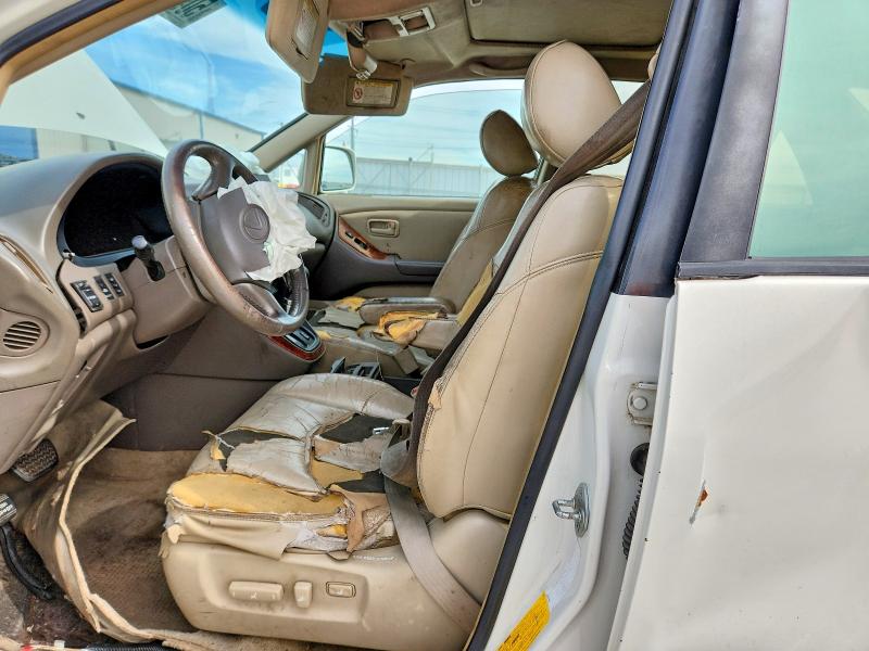 2000 Lexus Rx 300 VIN JT6GF10U5Y0065225 COPART salvage auction — FRONT END, TX - NONREPAIRABLE TITLE, sold $425 on 2026-07-31 (photo 7)