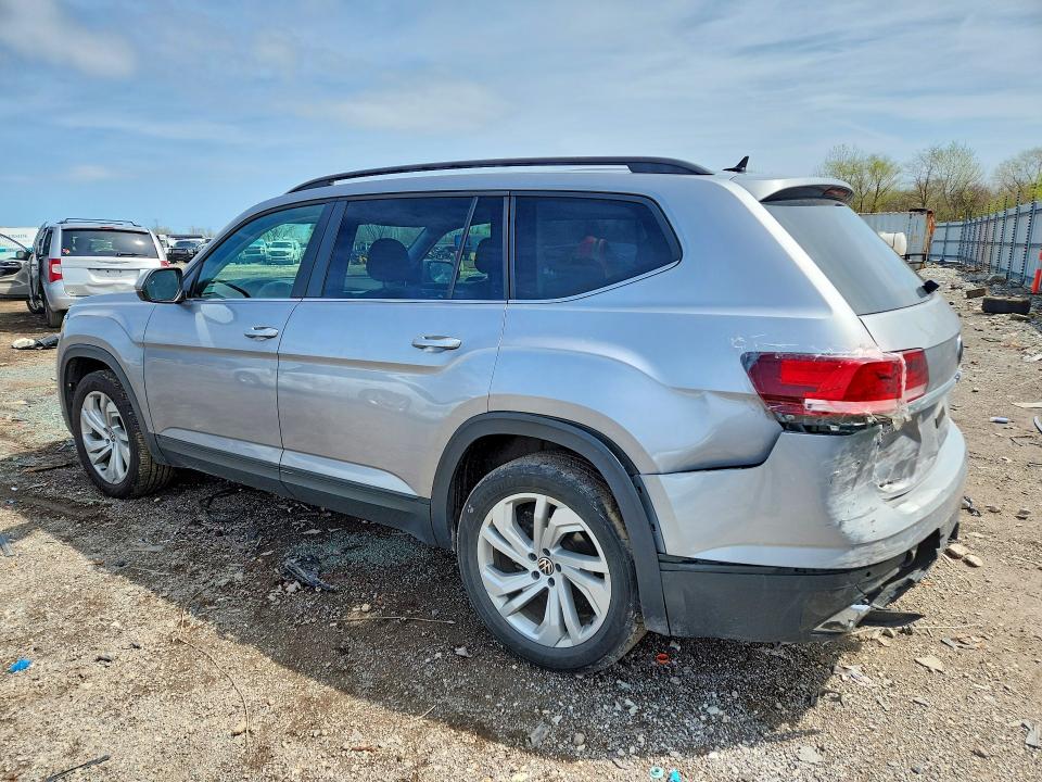 2022 Volkswagen Atlas VIN 1V2KR2CA4NC514243 COPART salvage auction — REAR END, Il - Salvage Certificate, sold $10,100 on 2026-07-03 (photo 2)