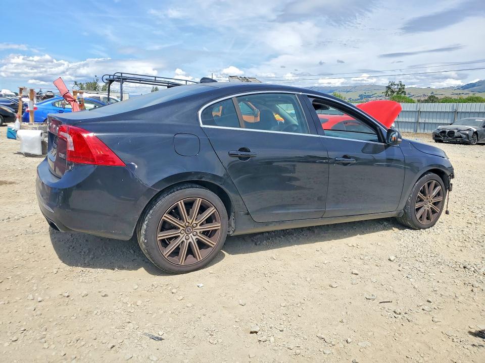 2018 Volvo S60 VIN LYV402TK2JB178376 COPART salvage auction — FRONT END, Salvage Title, sold $100 on 2026-07-23 (photo 3)