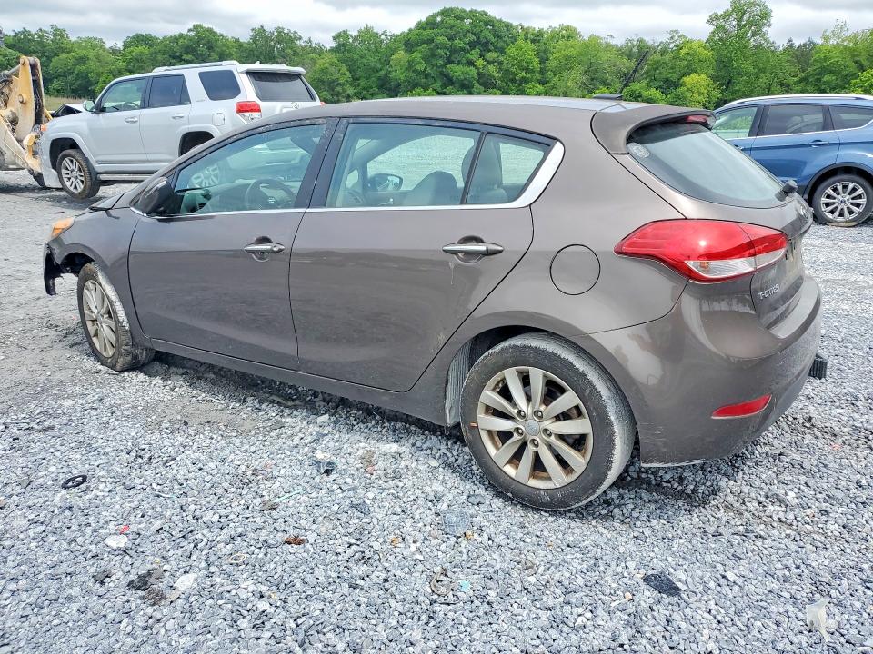 2014 Kia Forte VIN KNAFX5A84E5200684 COPART salvage auction — ROLLOVER, Ga - Cert Of Title-Salvage, sold $900 on 2026-07-09 (photo 2)