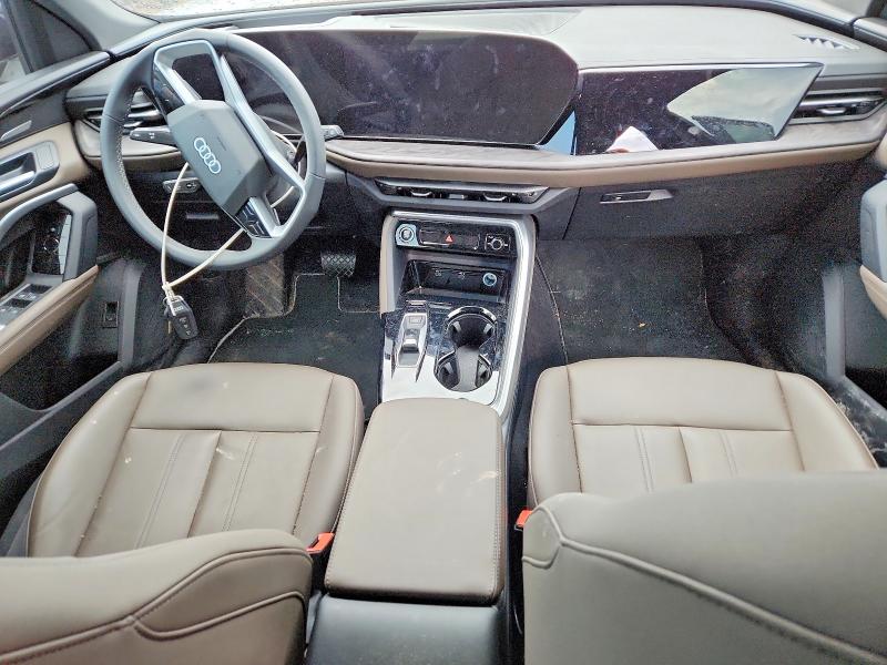 2025 Audi Q5 VIN WA12AAGUXS2045288 COPART salvage auction — FRONT END, On - Permit Salvage, sold $23,550 on 2026-07-14 (photo 8)