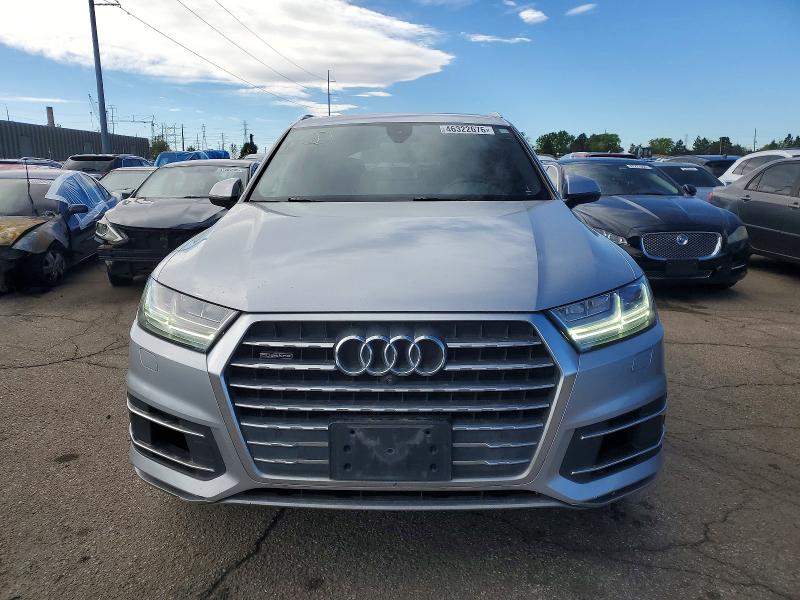 2018 Audi Q7 VIN WA1LAAF75JD052555 COPART salvage auction — NORMAL WEAR, Fl - Dealer Only Clean Title, sold $5,000 on 2026-07-08 (photo 5)