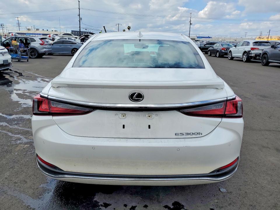 2025 Lexus Es 300h VIN 58AEA1C16SU069563 COPART salvage auction — Front End, CA - SALVAGE CERTIFICATE, sold $10,300 on 2026-06-17 (photo 6)
