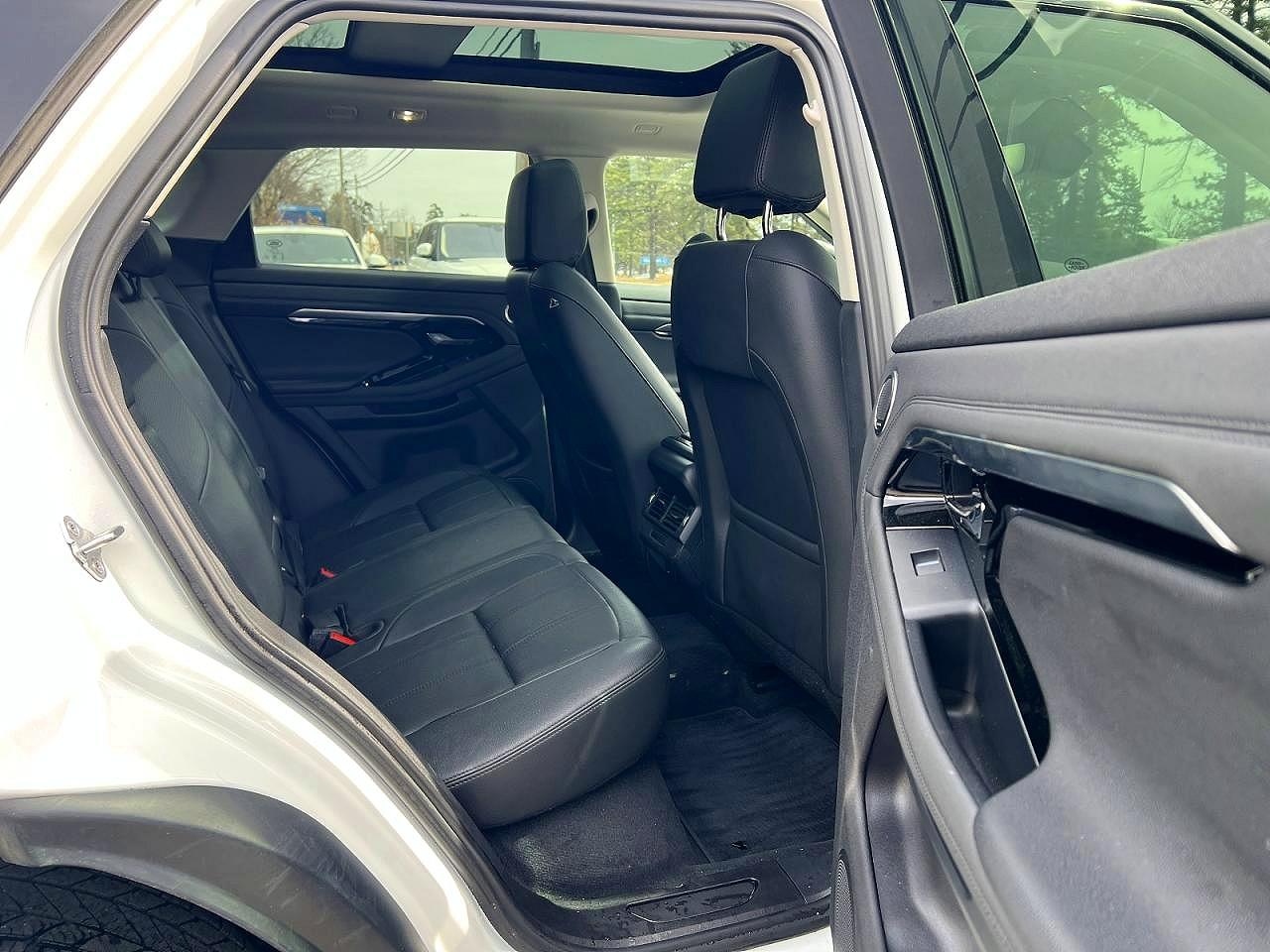 2022 Land rover Range rover evoque VIN SALZJ2FX1NH176769 COPART salvage auction — Minor Dent/Scratches, MN - CERTIFICATE OF TITLE (P), sold $12,900 on 2026-05-08 (photo 6)
