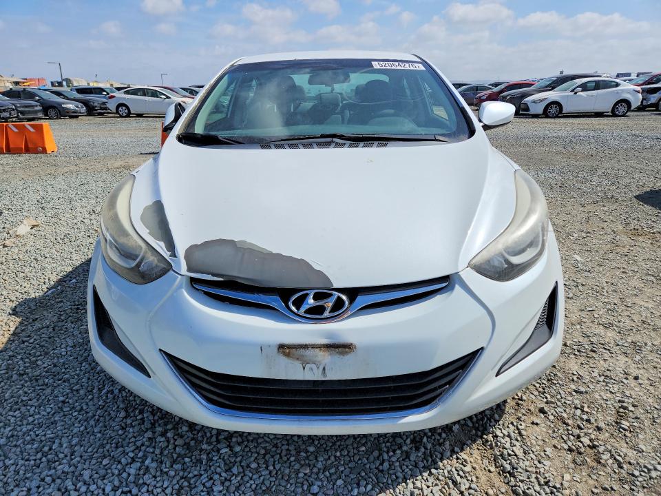2015 Hyundai Elantra VIN 5NPDH4AE5FH573404 COPART salvage auction — MINOR DENT/SCRATCHES, CA - DIS/DLR/EXP ONLY CLEAN TITLE, sold $1,650 on 2026-07-29 (photo 5)